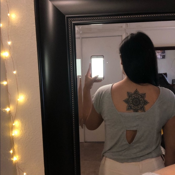 Gray Shirt - Picture 3 of 5